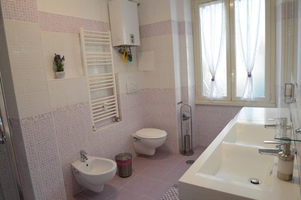 Apartamento A Casa Di Rosa Roma Exterior foto
